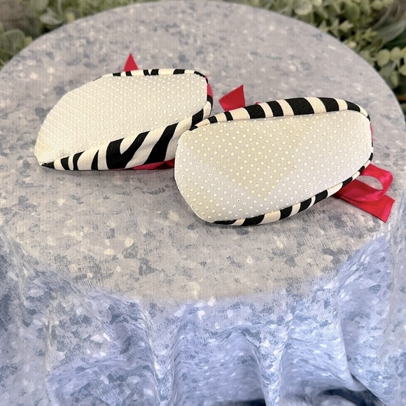 Zebra Print Baby Girl Ballet Flats with Pink Satin Ribbon Ties 9-12 mos. 💖EUC - Picture 5 of 6